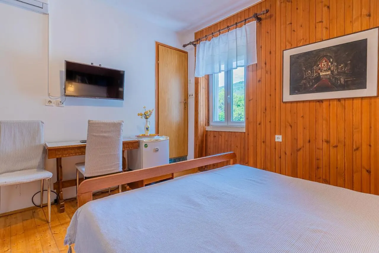 Soba Cres Hotell 3*,  Kroatien
